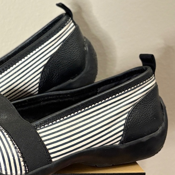 Ros Hommerson Black & White Striped Leather Slip On Shoes Size 9 - Picture 4 of 15
